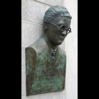 Stèle en hommage au résistant Pierre Lemaître
1.30m x 0.80m sculpture Lemaître