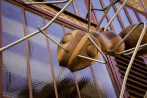 Installation festival ArtsInSitu 2019 // domaine des Lormandieres // fourmi 2m*2m30 // coproduction 3Cha // credit Photo Mag'Net Installation « IN'macro'VERSION »Installation festival ArtsInSitu 2019 // domaine des Lormandieres // fourmi 2m*2m30 // coproduction 3Cha // credit Photo Mag'Net