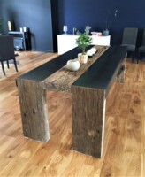 Table suspendue 6 places // 3.20m X 0.75 m// Douglas et acier // 2019 Table bois métal