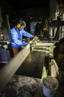 Marc Georgeault dans sont atelier de sculpture au Château des pères // crédit photo Martin Boudier Marc Georgeault dans sont atelier de sculpture au Château des pères // crédit photo Martin Boudier